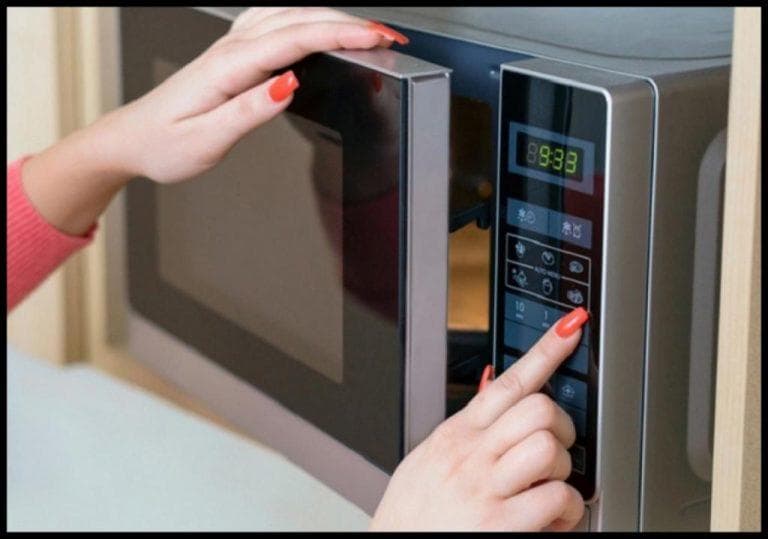 أطعمة احذري تسخينها في المايكروويف