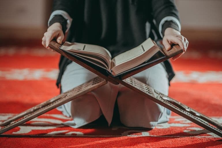 نساء أسوات في القرآن : من حواء إلى هاجر