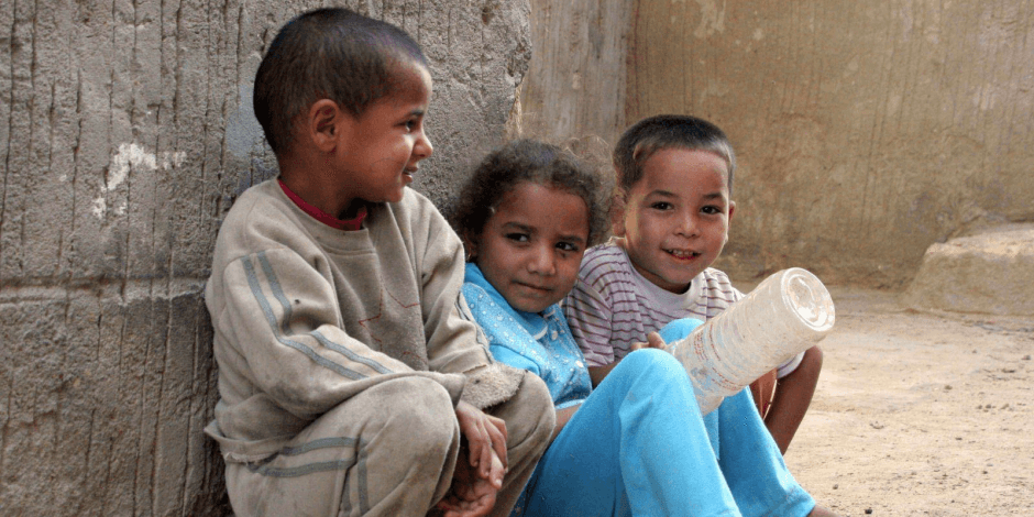 اليوم الدولي للقضاء على الفقر / الأسرة في مواجهة الضغوط الاقتصادية