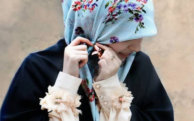 العِفّة في اللّباس: جمالٌ يُصون المرأة